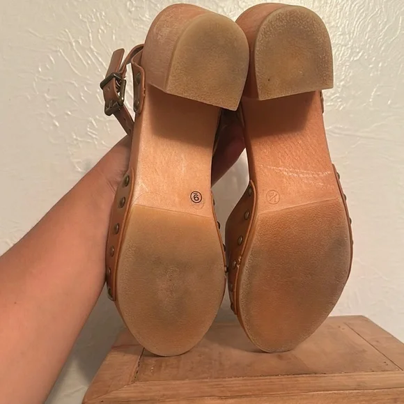 Lulu's Brown Leather Mules with Wooden Platform Size 9 - Picture 7 of 8